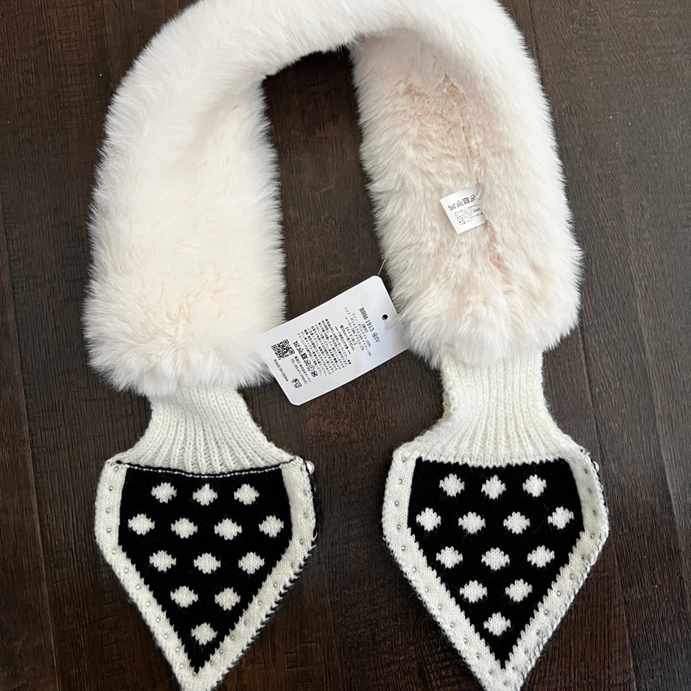 White Faux Fur Scarf with Polka Dot Ends - Picture 2 of 2